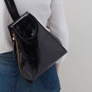 Hobo Betta Sling/ Backpack